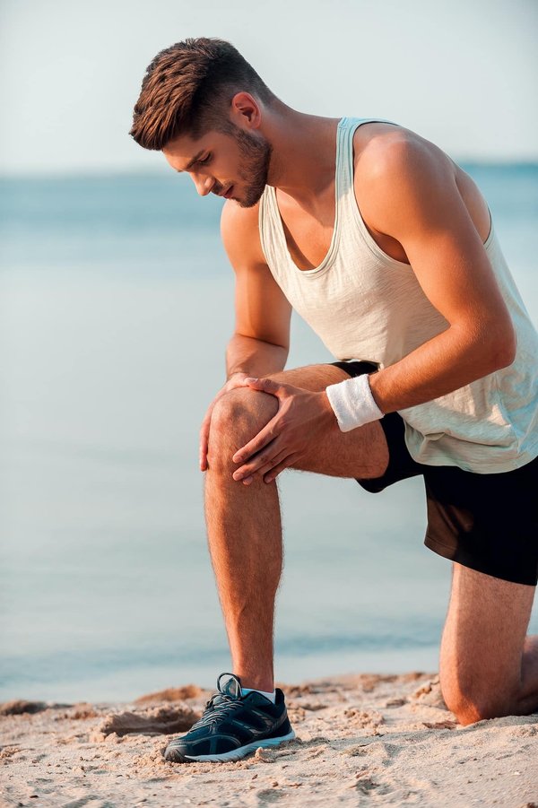 Genoux peu flexibles : causes, traitements et exercices à pratiquer