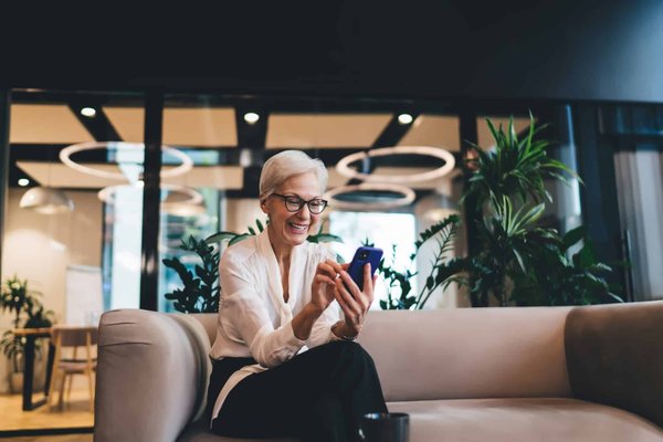 Quel est le téléphone adapté aux malvoyants ?